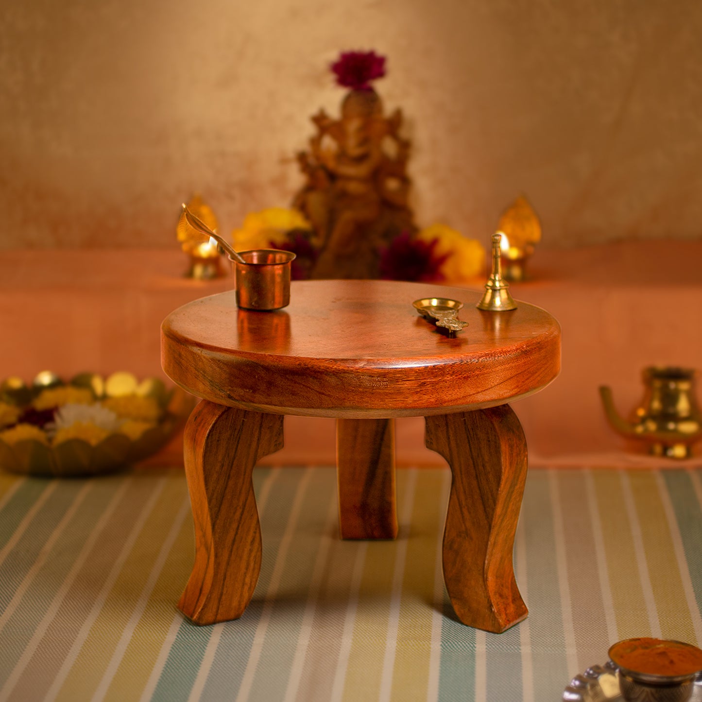 round mukkali mane jungle wood