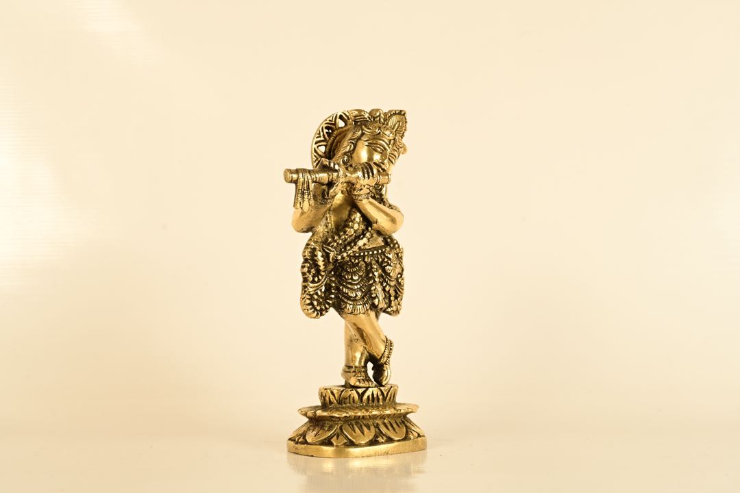Lord Krishna with flute idol